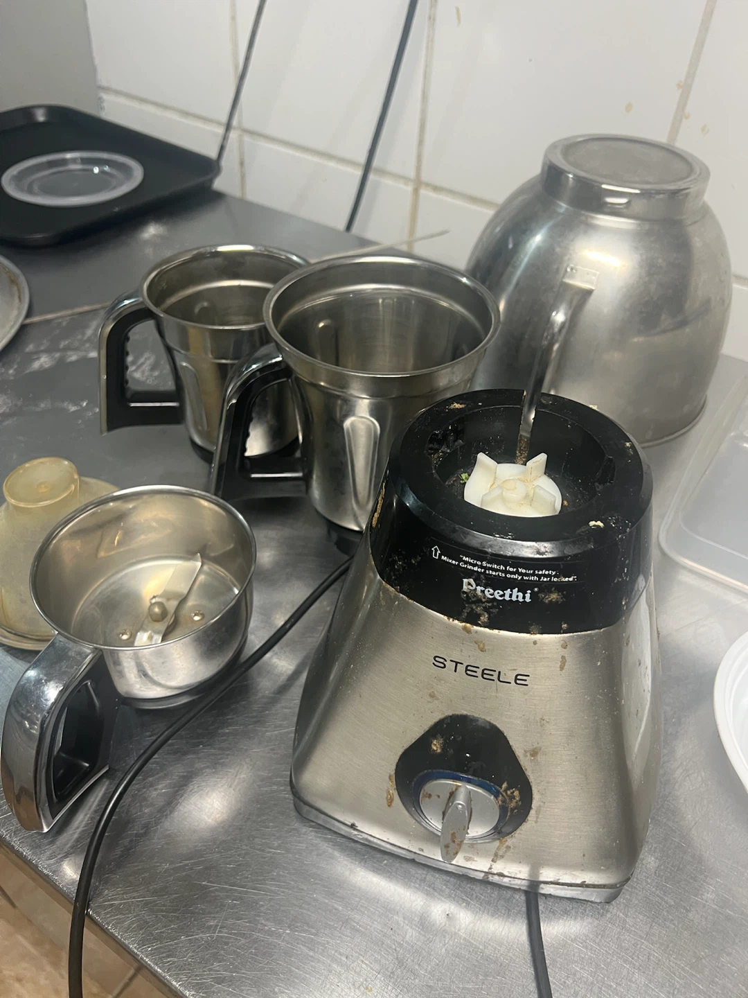 Preethi Steele Mixer Grinder - photo 2