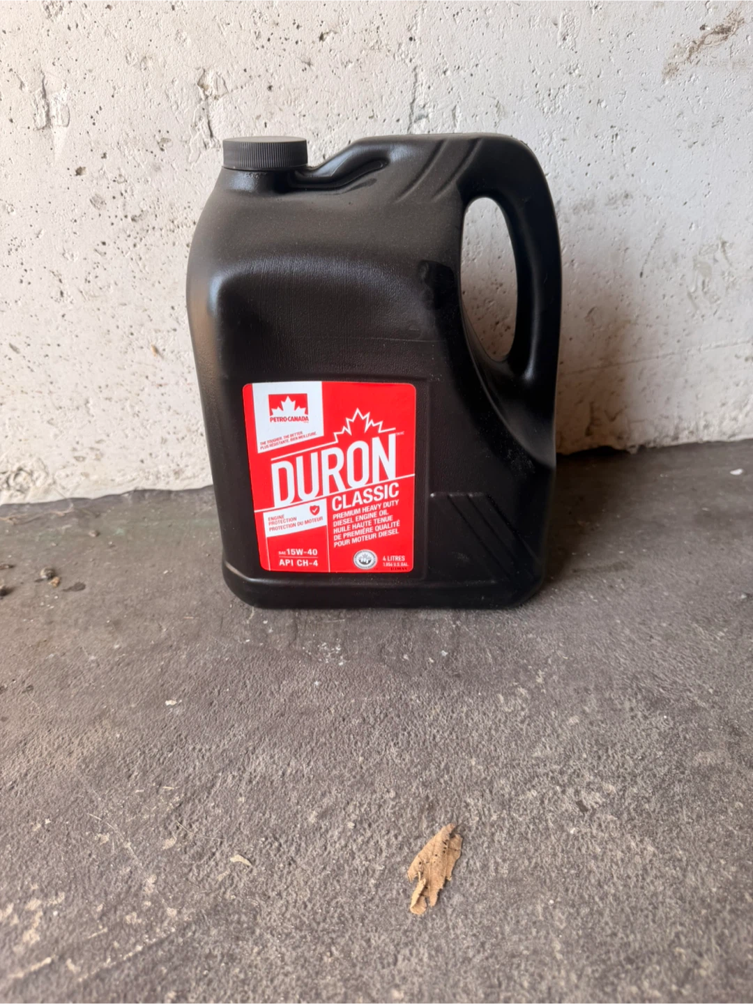 Petro-Canada Duron Classic 15W-40 Diesel Engine Oil 4L