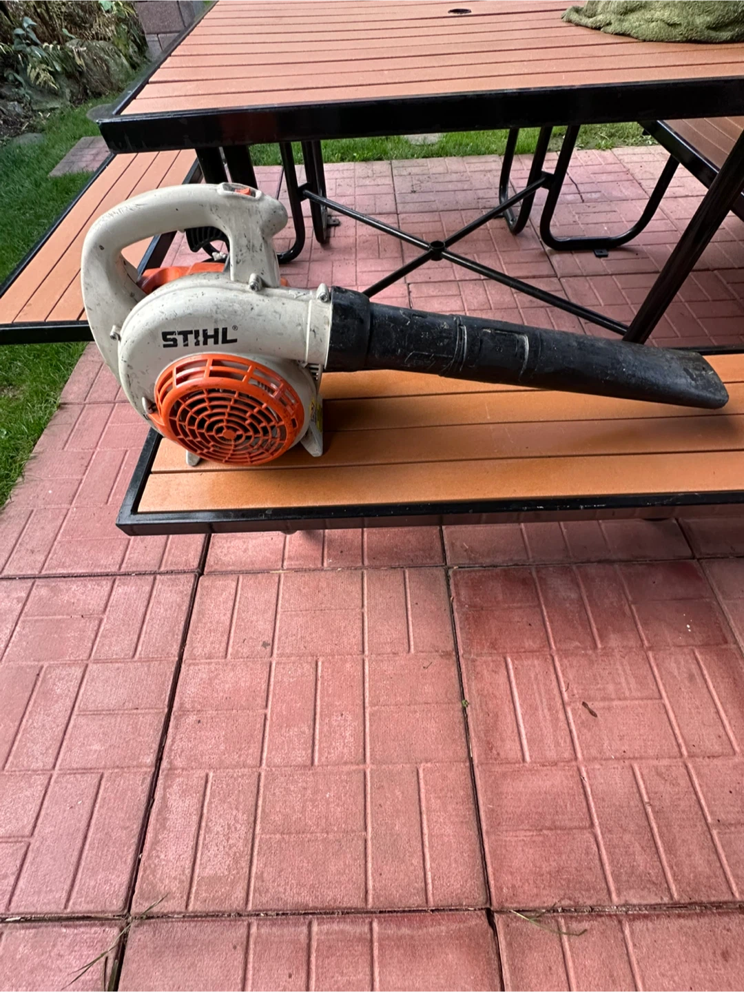 Stihl BG 56 C Leaf Blower - photo 4
