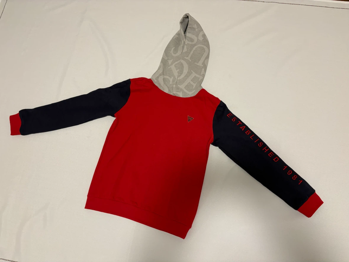 GUESS Hoodie 💯 %cotton kids 12 yrs old - photo 4