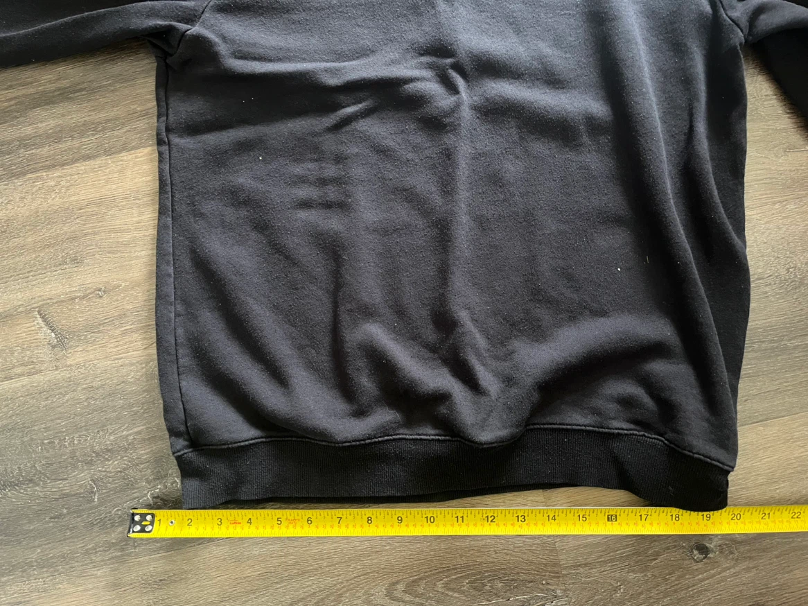 H&M Divided Black Sweatshirt - Medium - photo 5