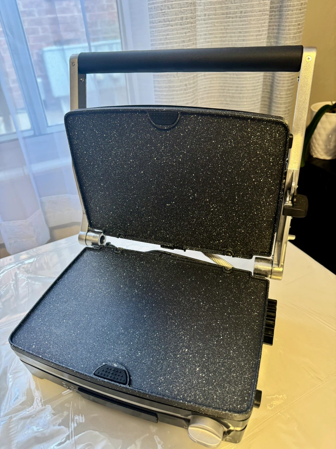 Starfrit The Rock Panini Press & Grill (Reversible Plates) - photo 3