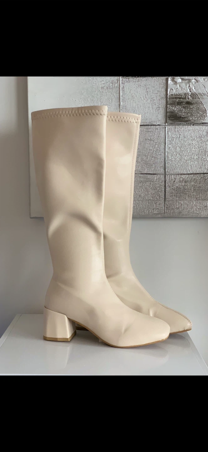 Cream Knee-High Block Heel Boots - photo 2