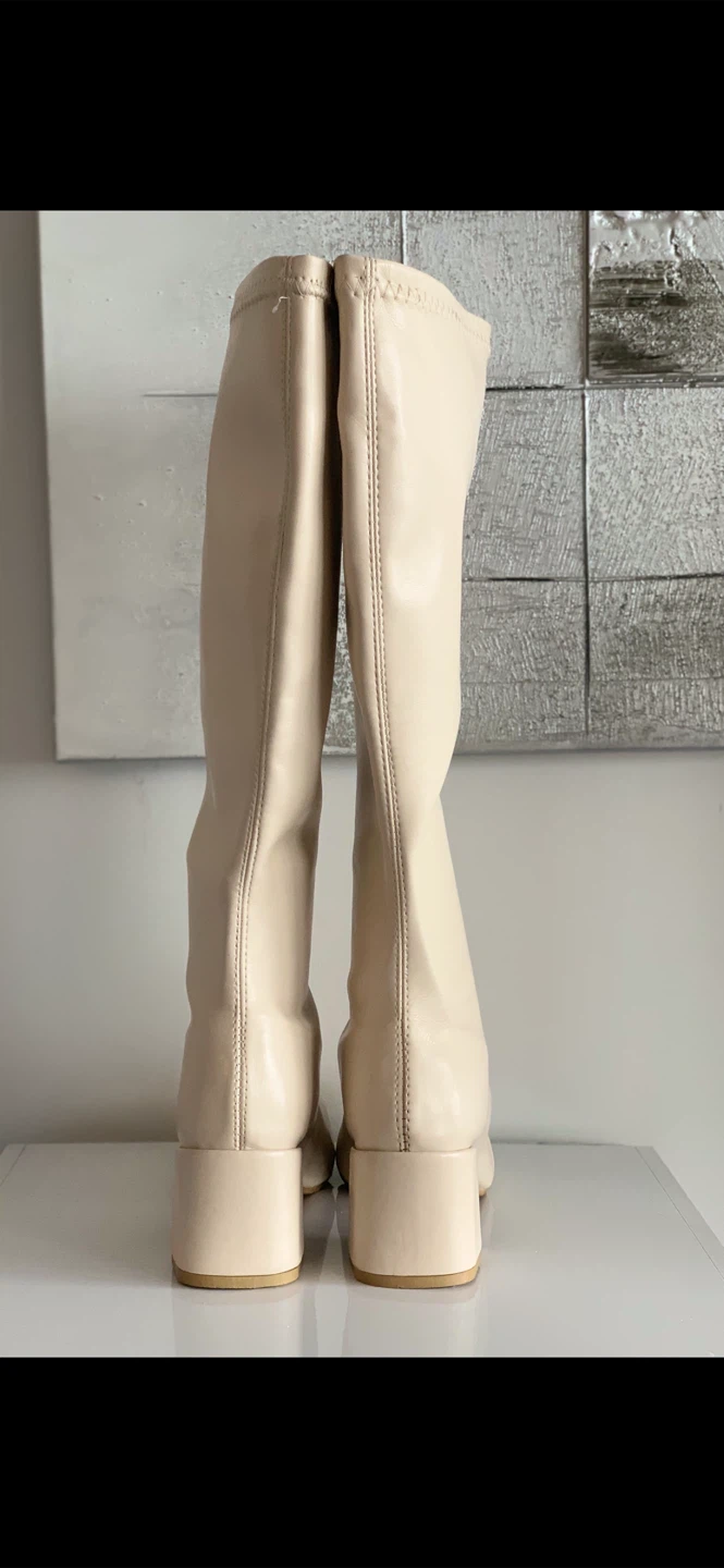 Cream Knee-High Block Heel Boots - photo 4
