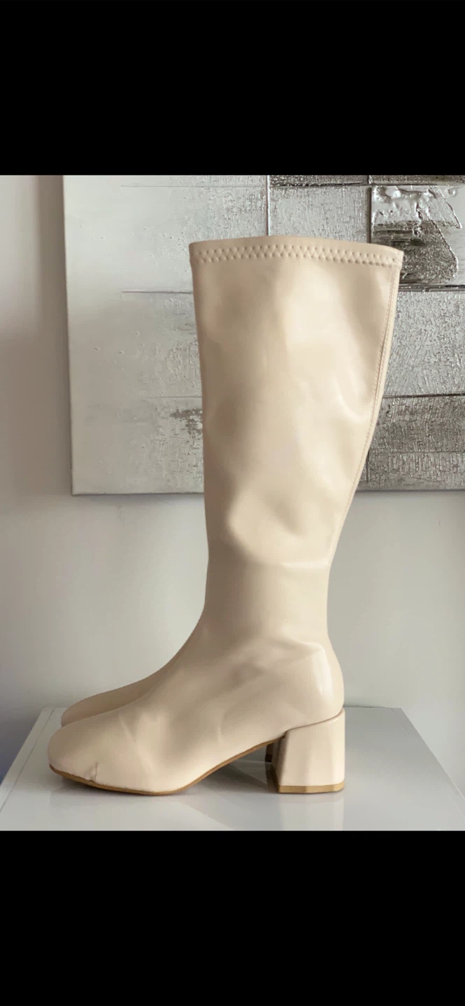 Cream Knee-High Block Heel Boots - photo 5