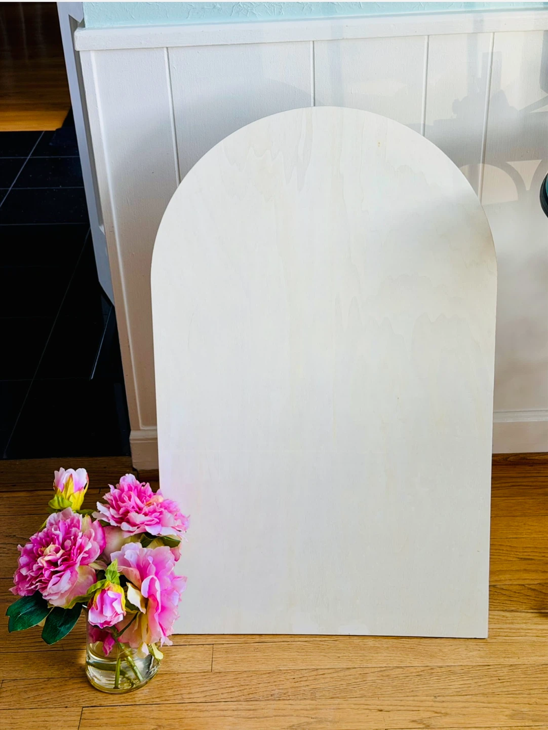 PAINTABLE STAND