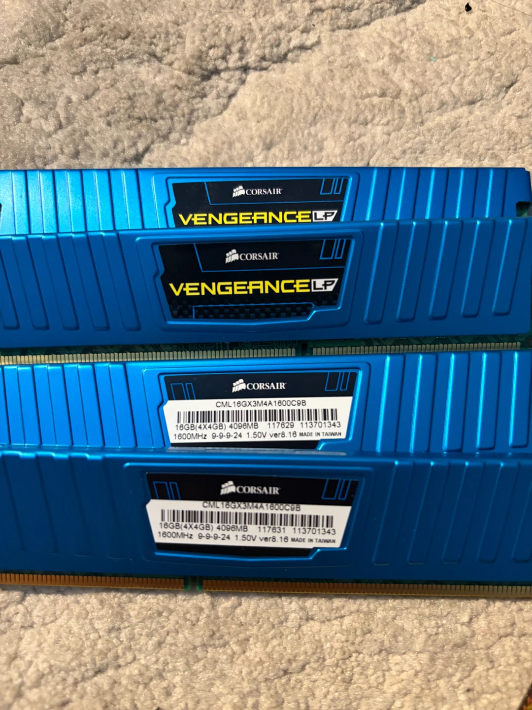 Computer Hardware Component Bundle - photo 2
