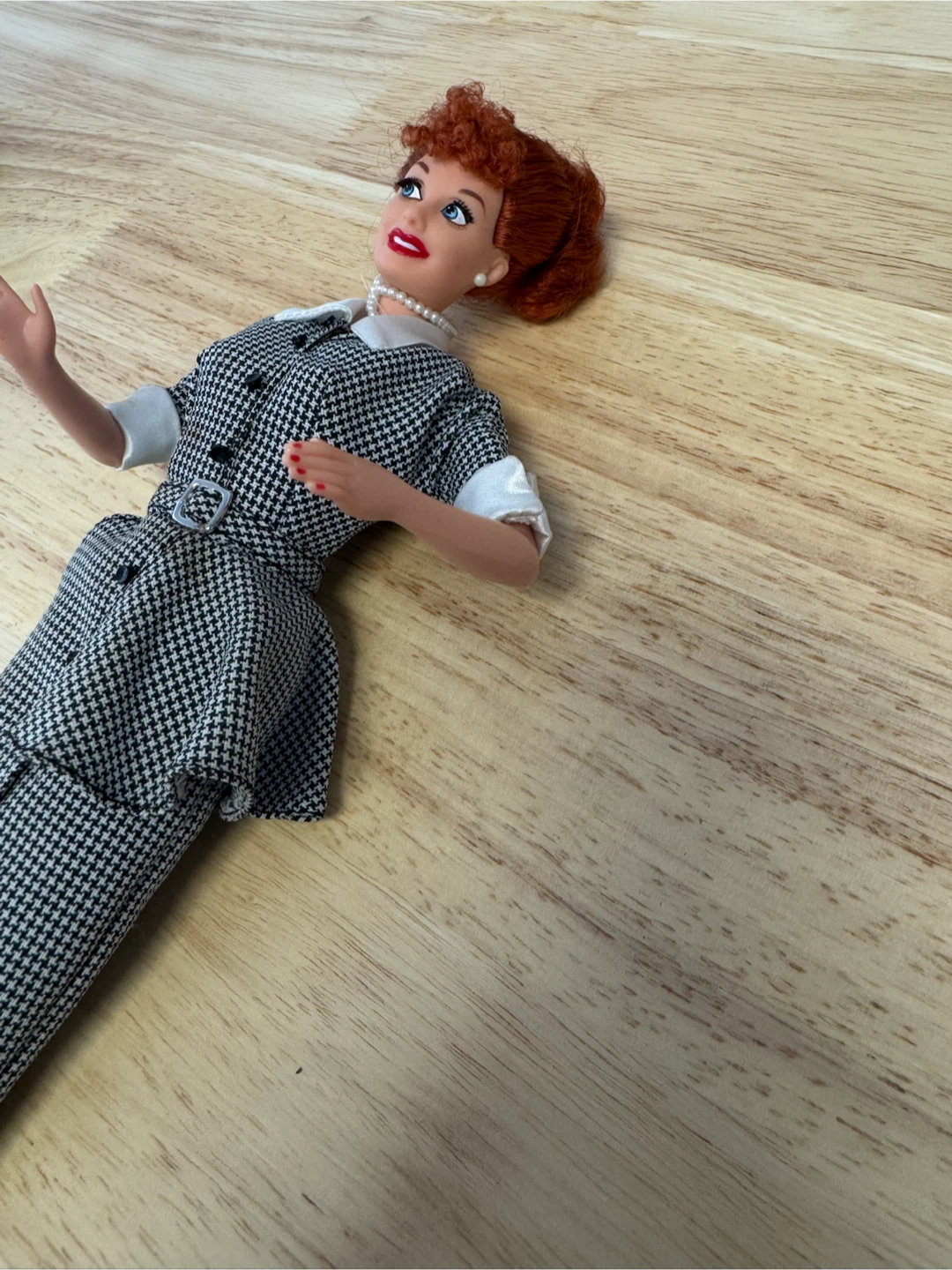 I Love Lucy Collector Doll - photo 3