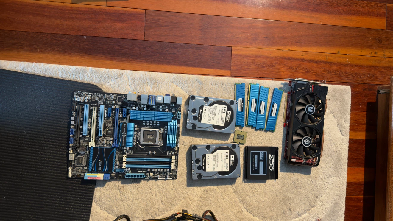 Computer Component Bundle - photo 2