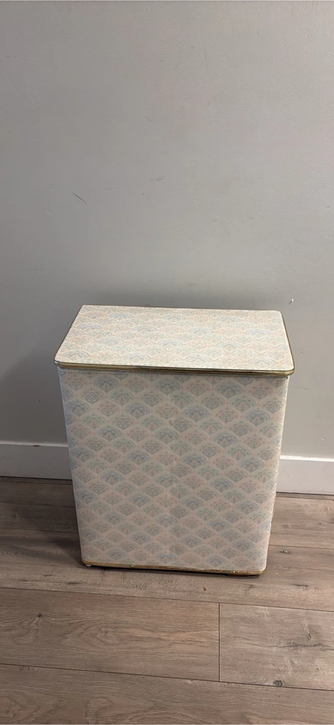 Vintage Vinyl Laundry Hamper 30x12x26 inches