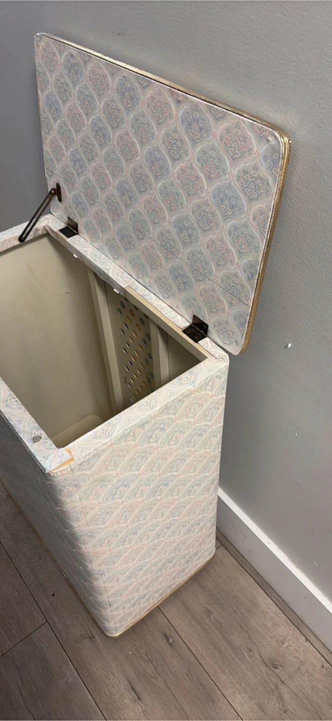 Vintage Vinyl Laundry Hamper 30x12x26 inches - photo 4