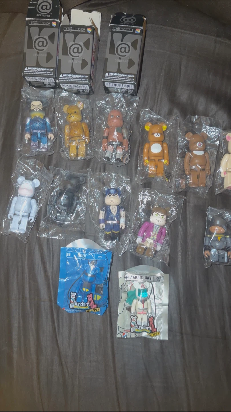 Set of Medicom BE@RBRICK Collectible Figures