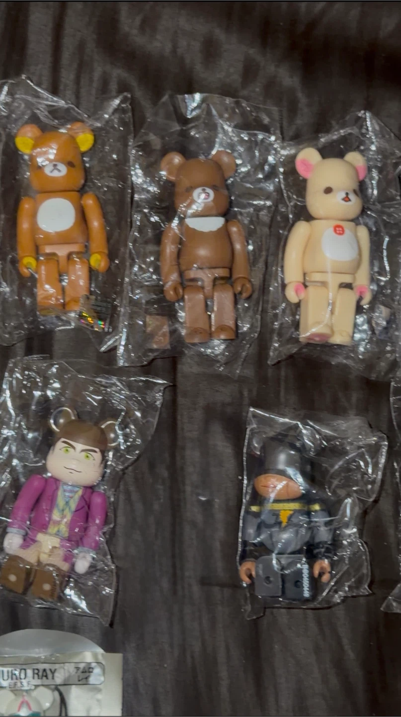 Set of Medicom BE@RBRICK Collectible Figures - photo 3