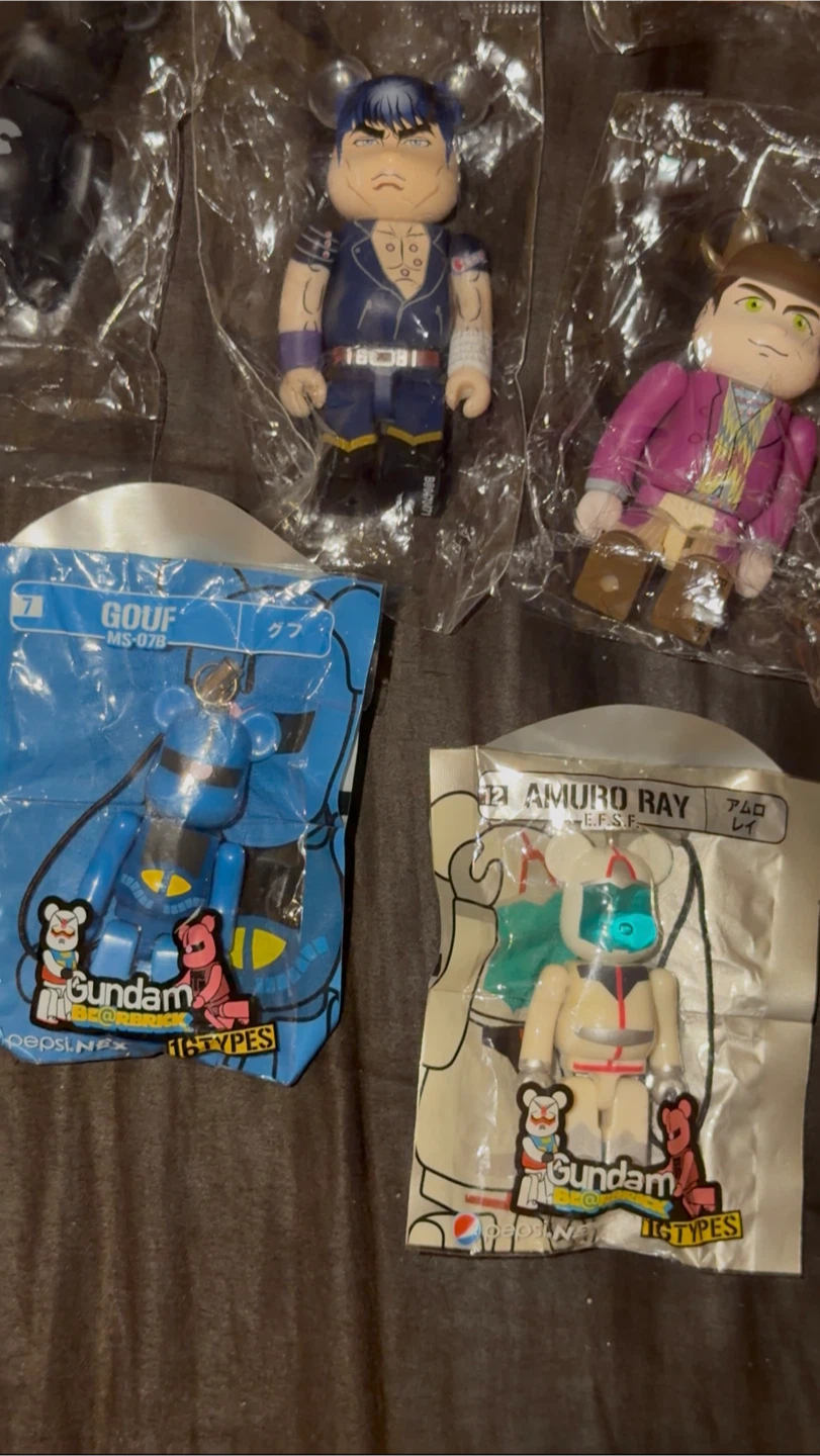 Set of Medicom BE@RBRICK Collectible Figures - photo 5