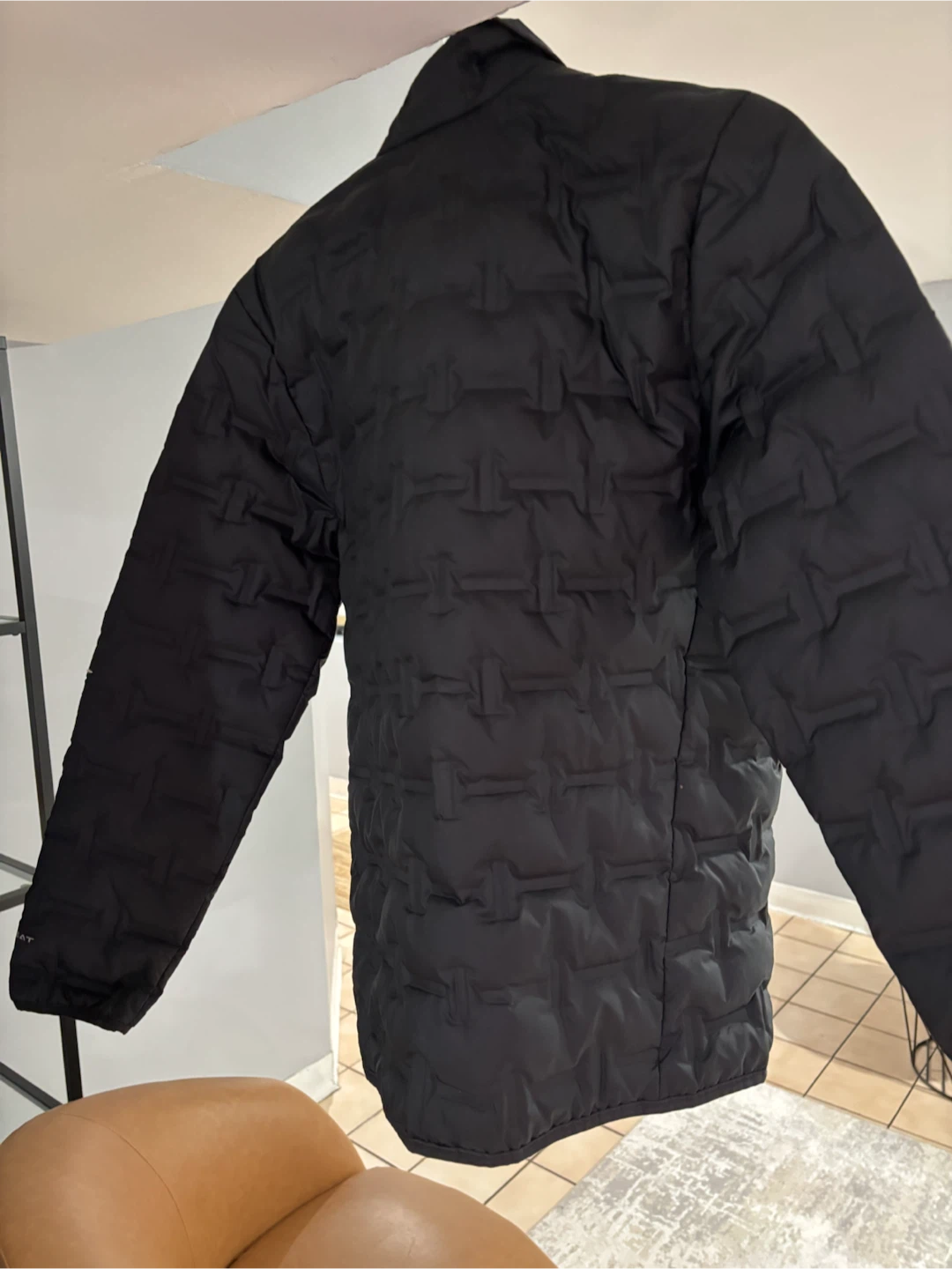 Columbia Black Down Jacket Size S - photo 2