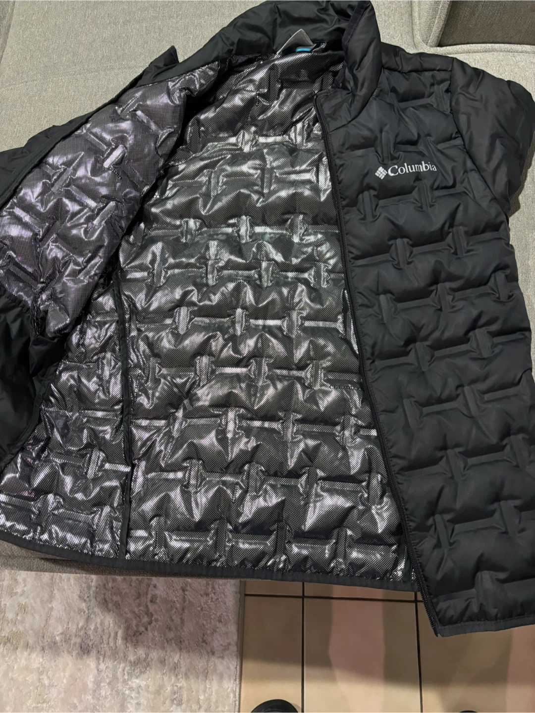 Columbia Black Down Jacket Size S - photo 4