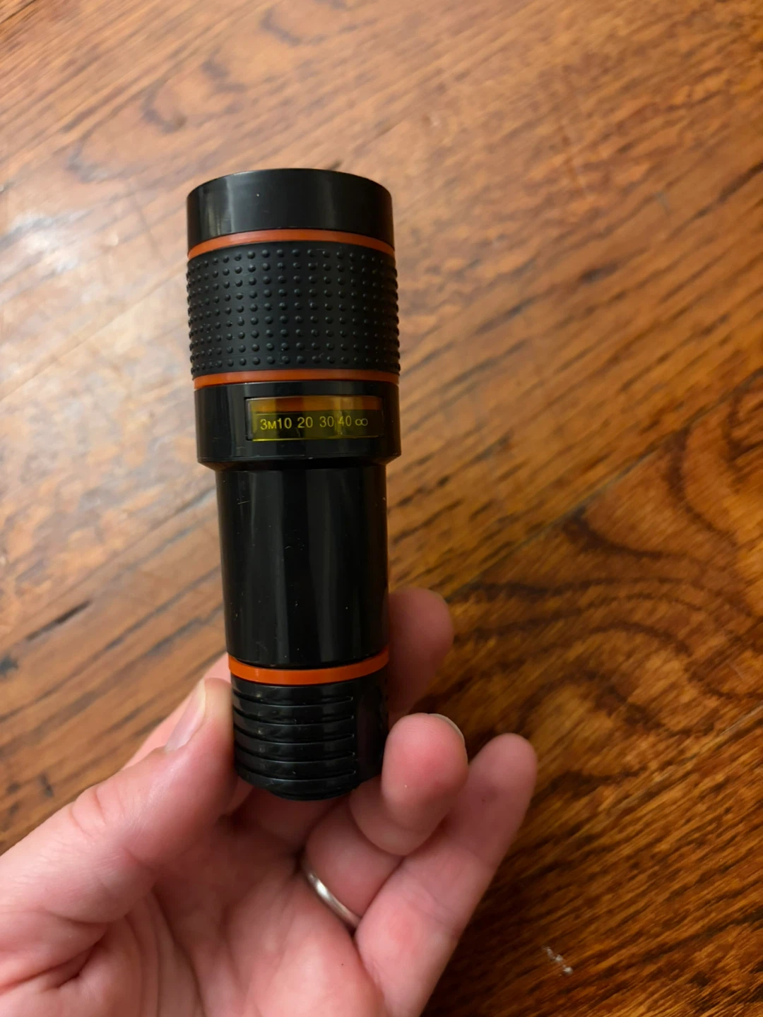 Compact Monocular Telescope