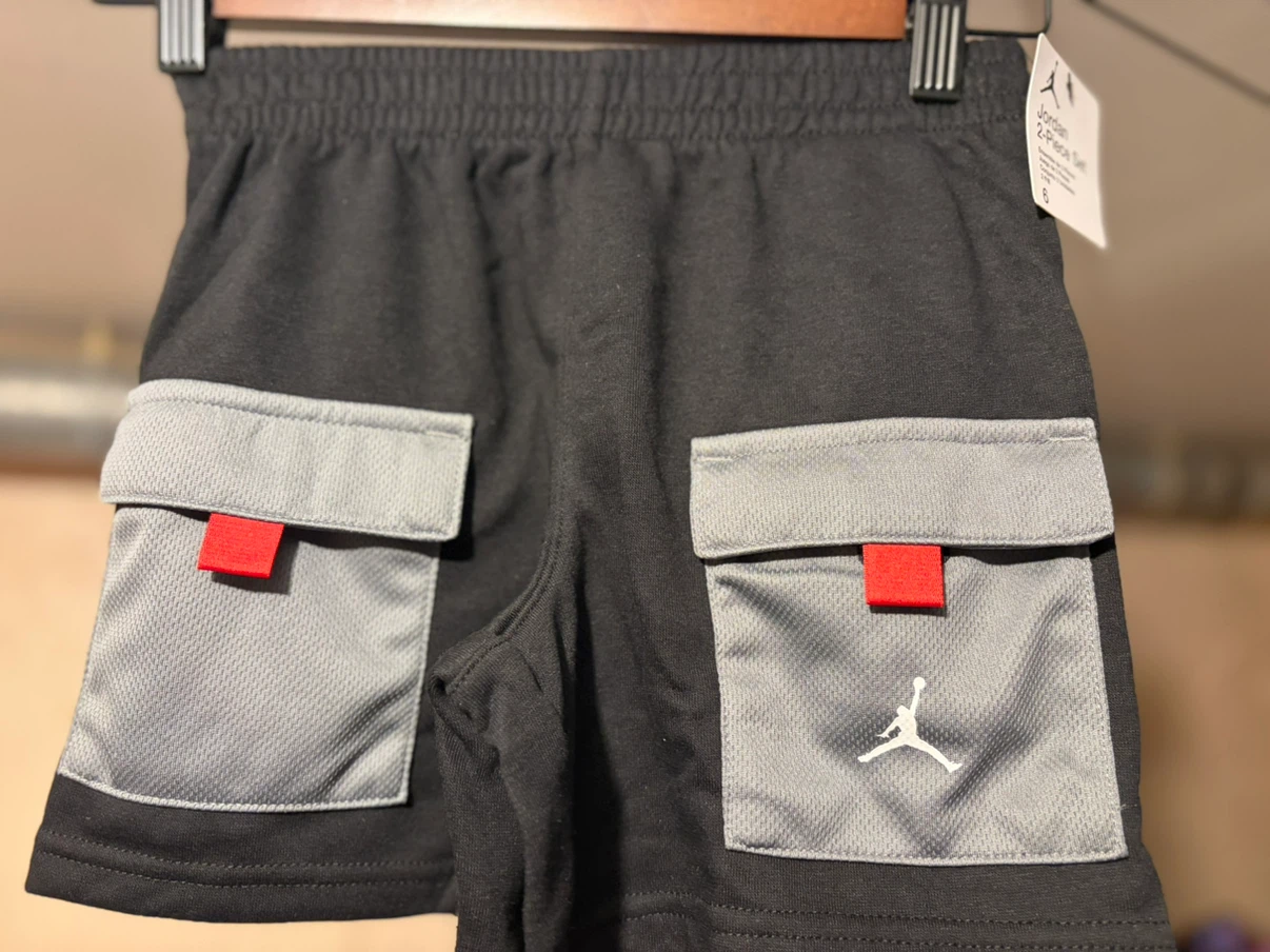 Jordan Boys 2-Piece Set Size 6