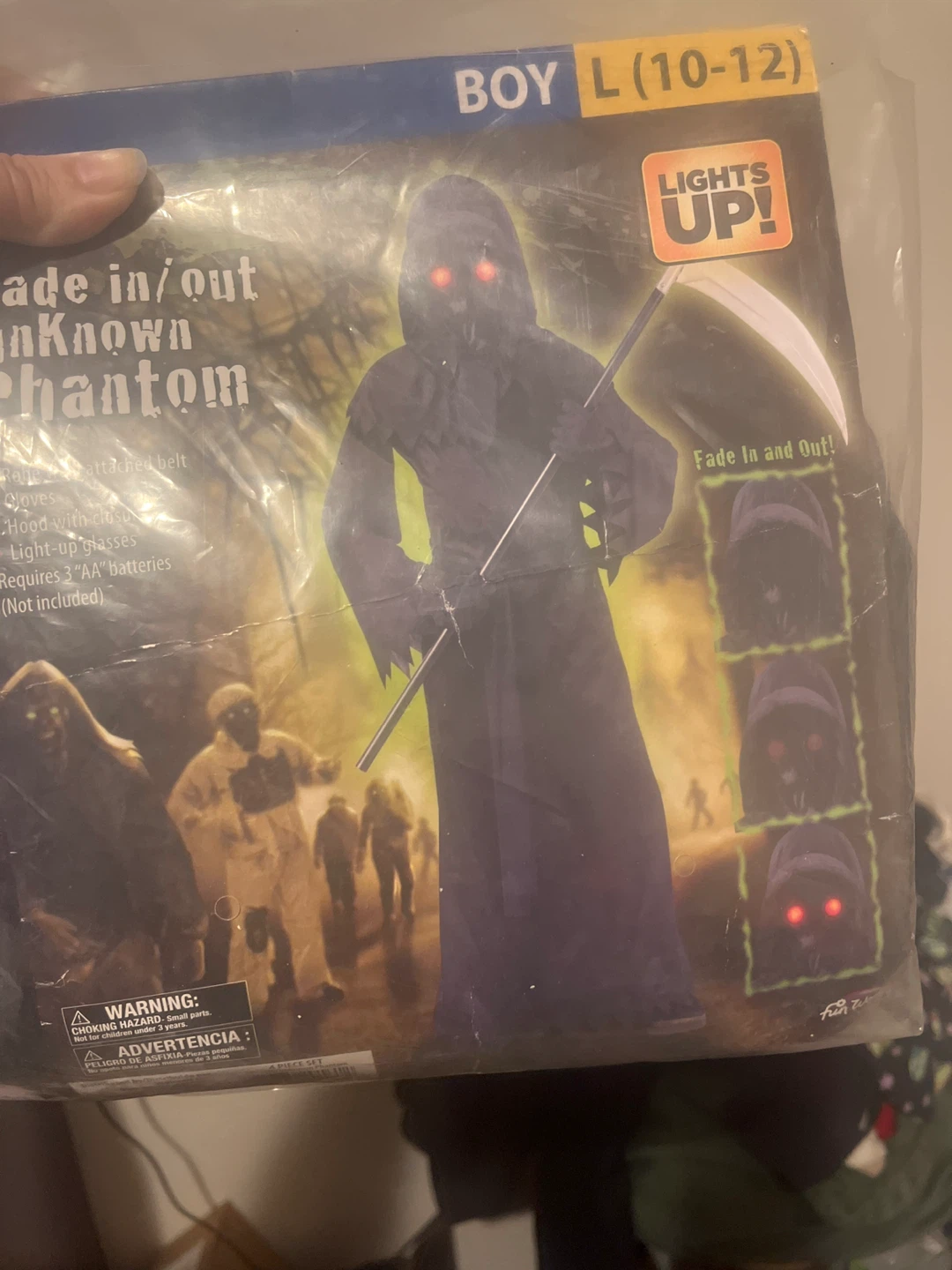 Fade In/Out Unknown Phantom Halloween Costume