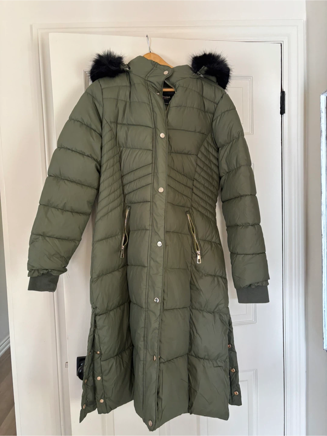 Ladies Army Green Winter Coat - New