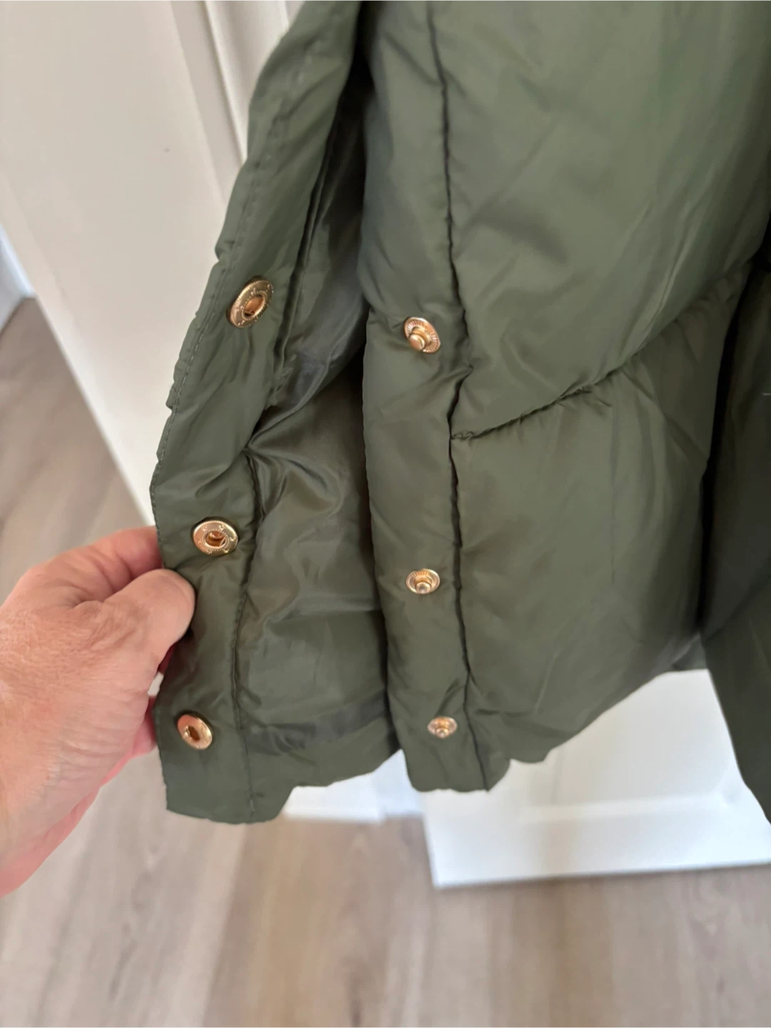 Ladies Army Green Winter Coat - New - photo 3
