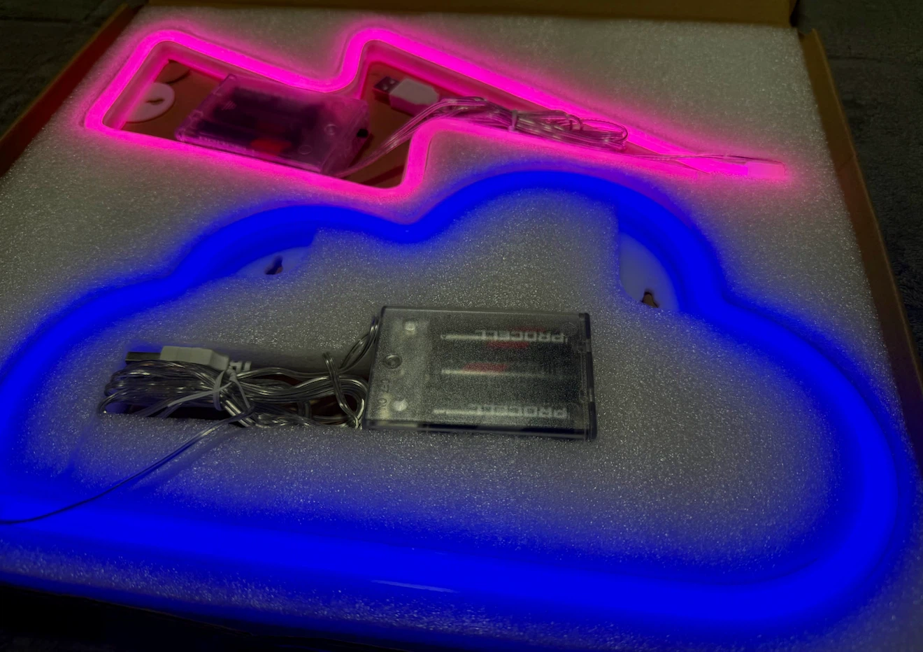 Neon Pink Lightning Bolt and Blue Cloud Wall Lights - photo 3