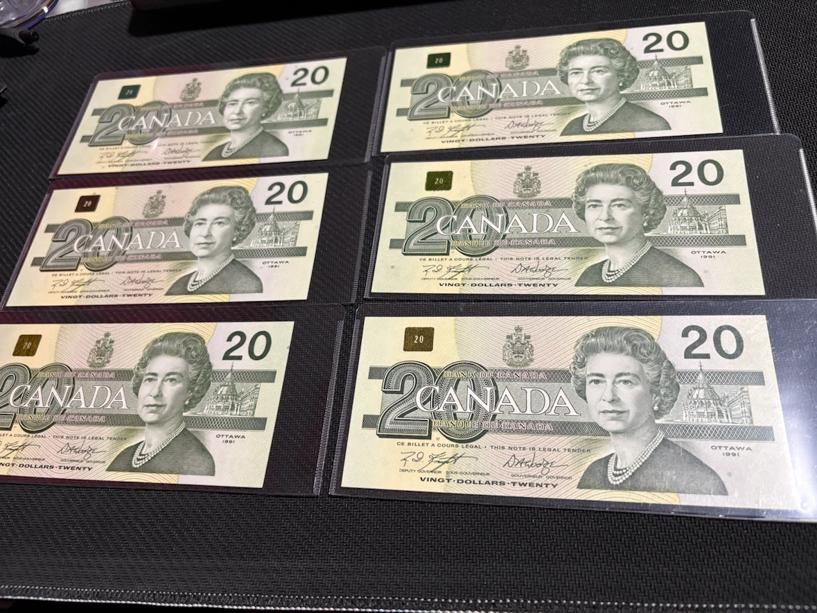 Vintage Canadian currency bills bank notes collector pieces - photo 4