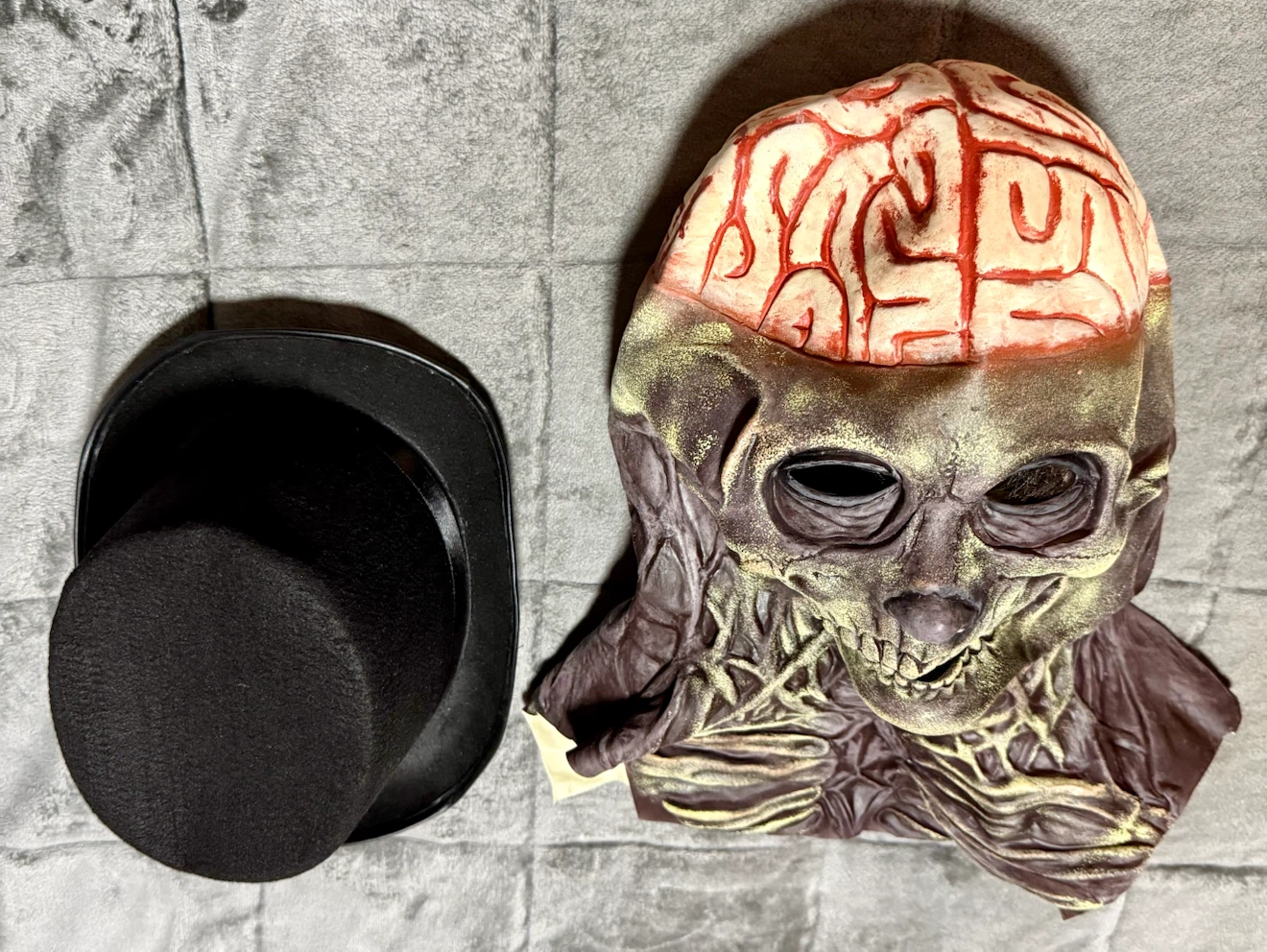 Skull Mask and Top Hat Costume Set - photo 3