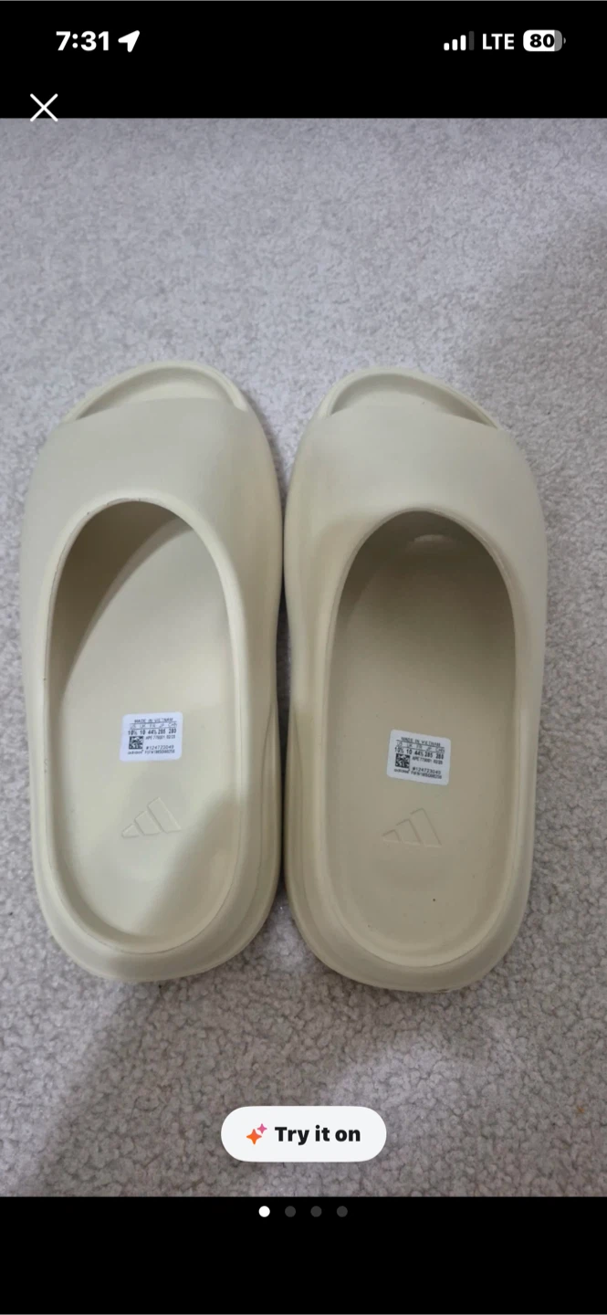 Adidas Yeezy Slides Bone - photo 2