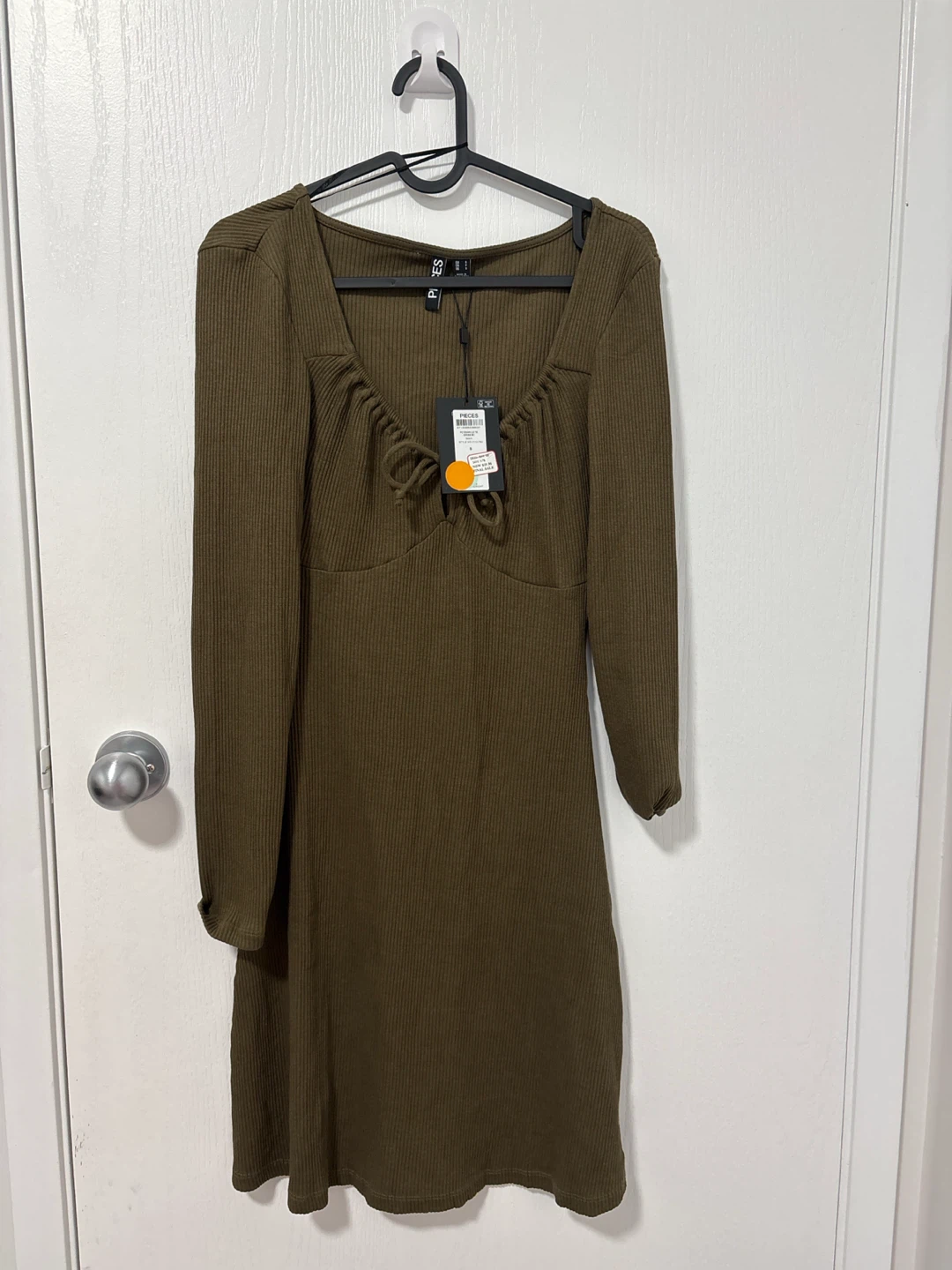 PIECES Olive Ribbed Long Sleeve Dress