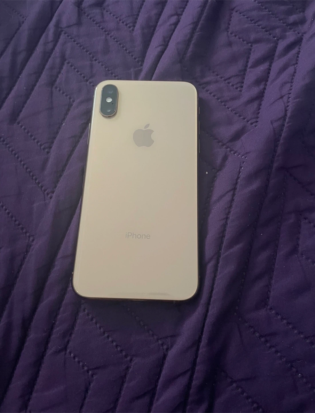 iPhone XS