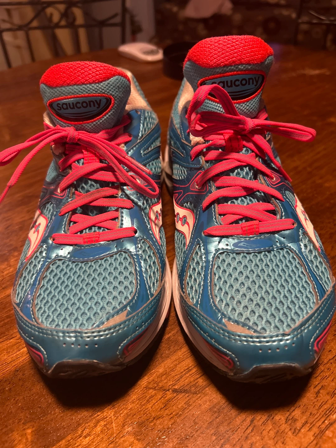 Saucony Guide 6 Women's Running Shoes