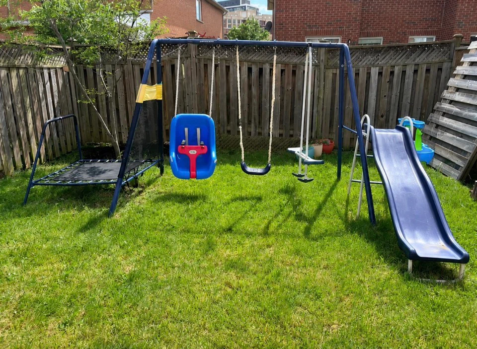 Outdoor Metal Swing Set with Slide and Trampoline