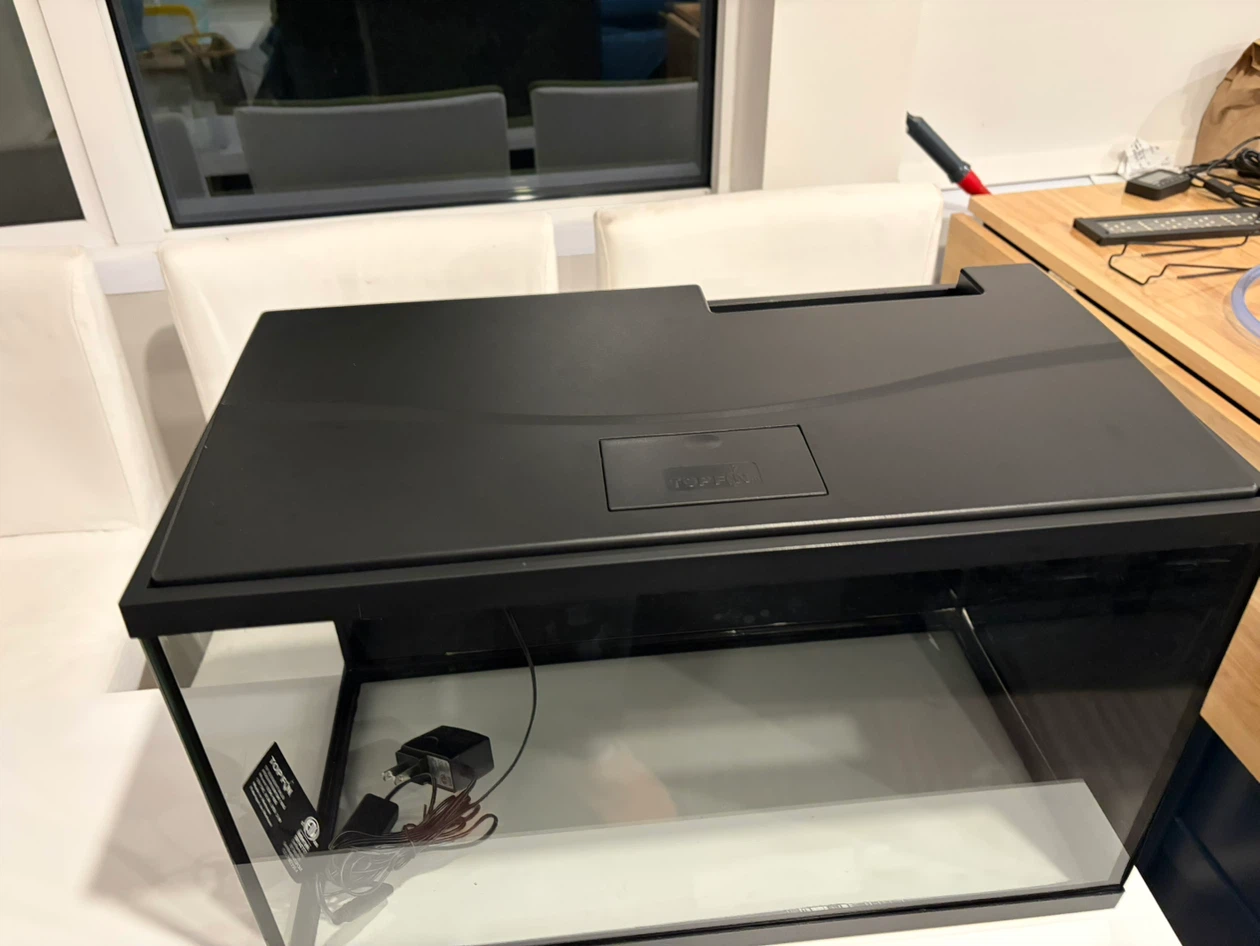 10G Top Fin Aquarium w/ NICREW Light & Accessories $125 OBO - photo 5