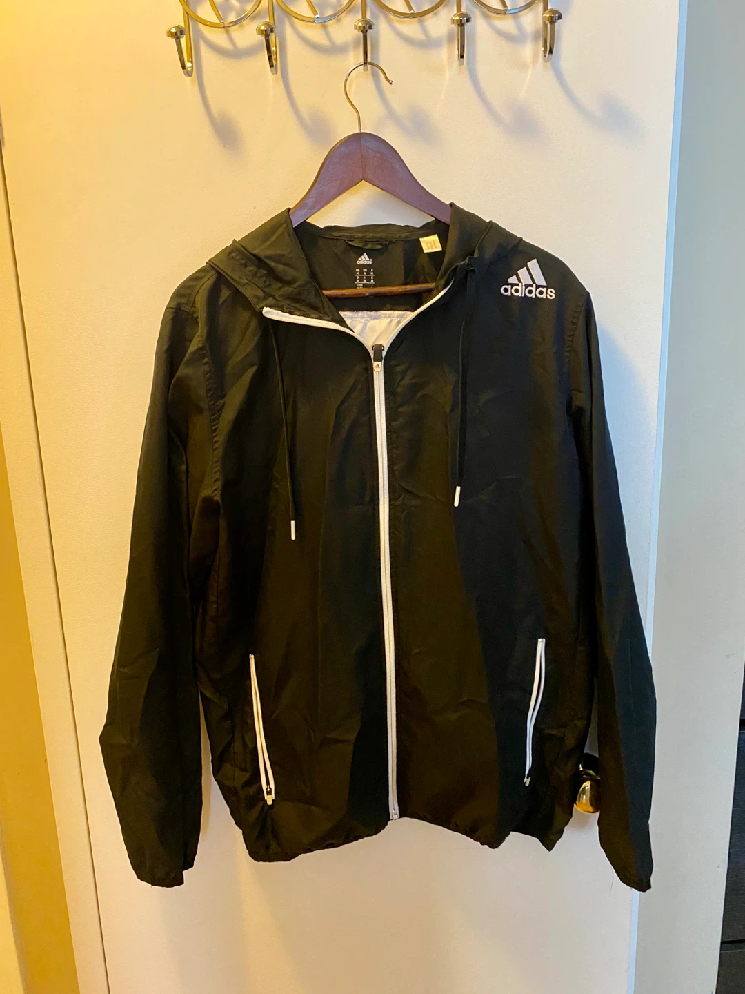 Adidas Men's Medium Windbreaker Jacket