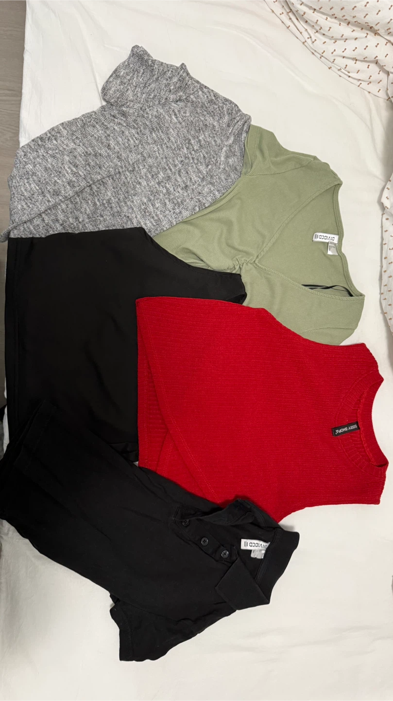 Lot of 5 Assorted Women's Tops