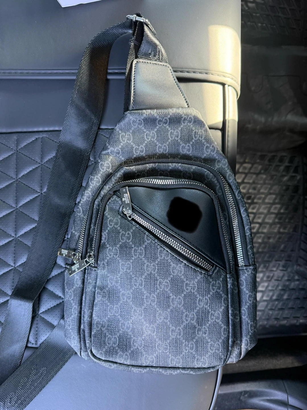 Gucci GG Supreme Canvas Crossbody Sling Bag