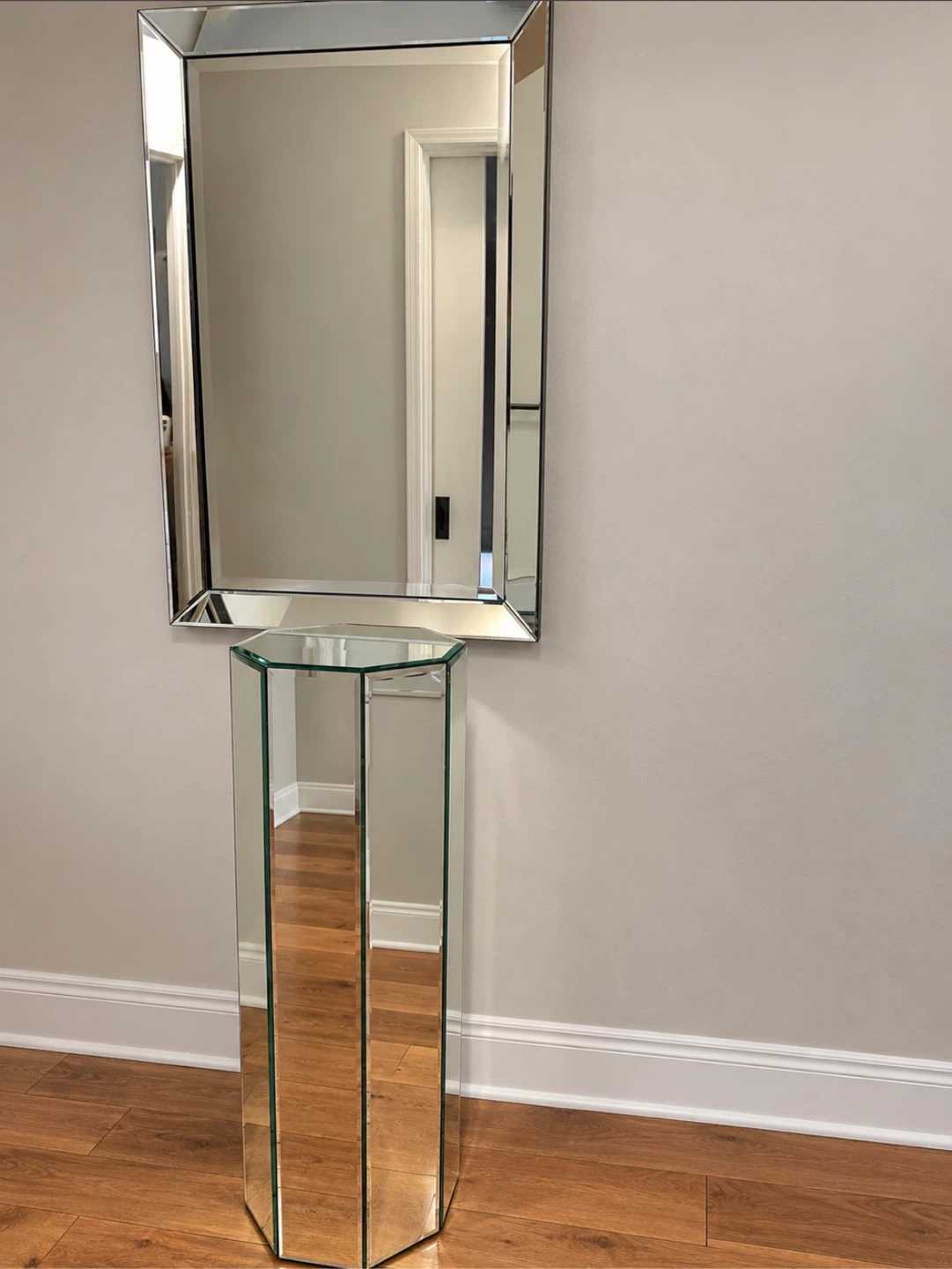 Mirror and mirror Stand
