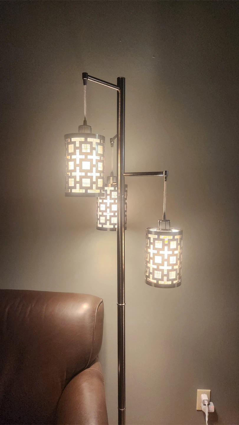 Cordona 3-Light Floor Lamp - photo 4