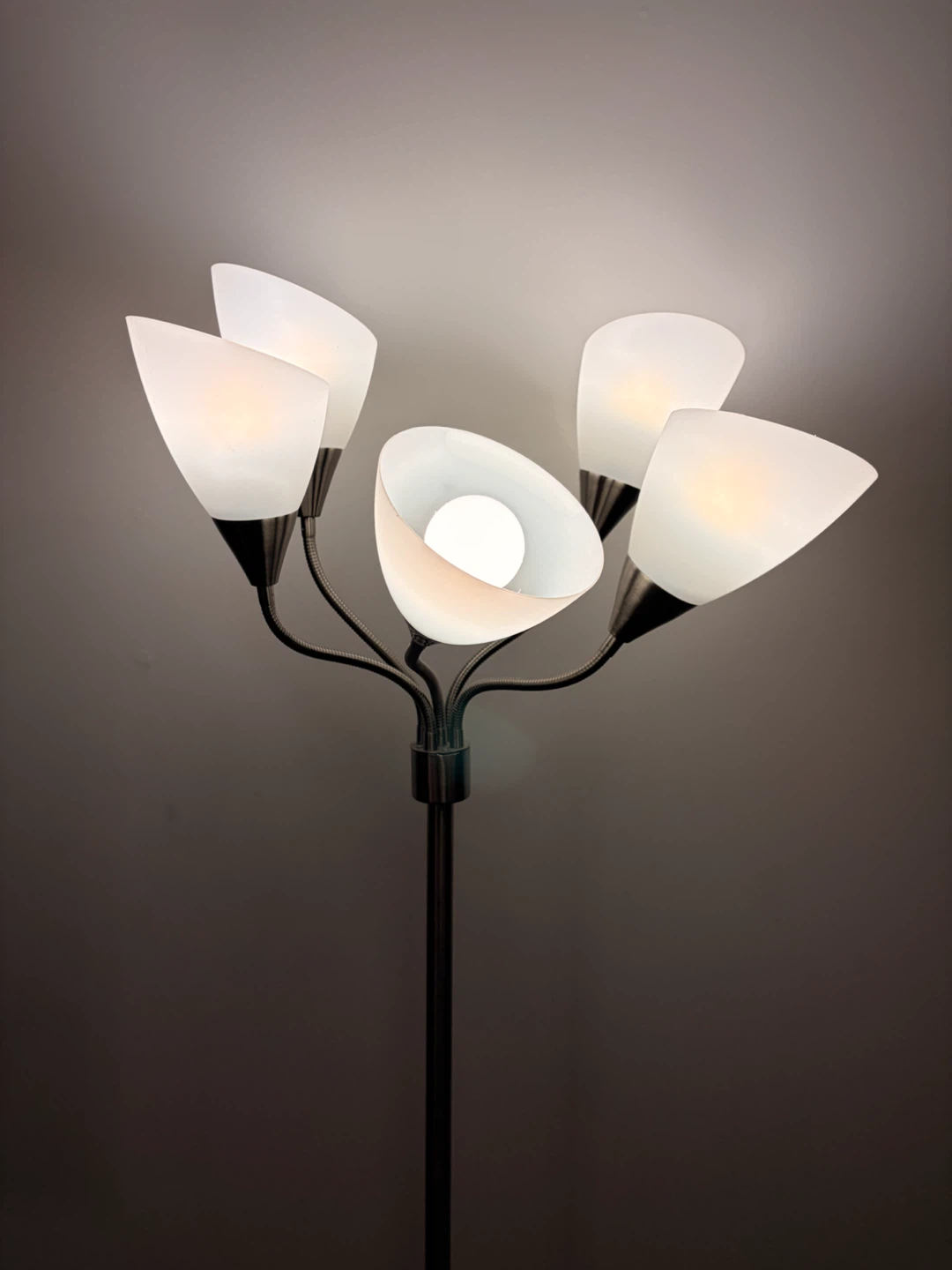 Modern Tree Floor Lamp with 5 Flexible Shades - photo 4