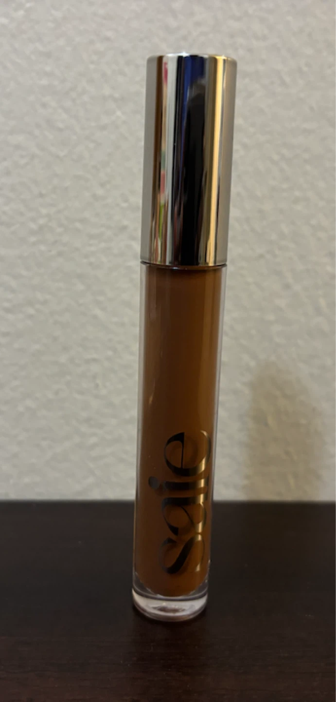 NEW-CLEARANCE-Saie Liquid Concealer Shade 509
