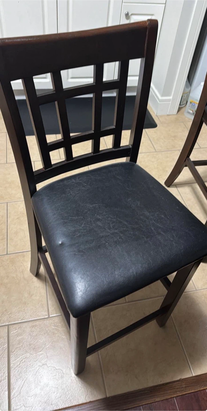 Dinning Table 4 chairs extendable - photo 2