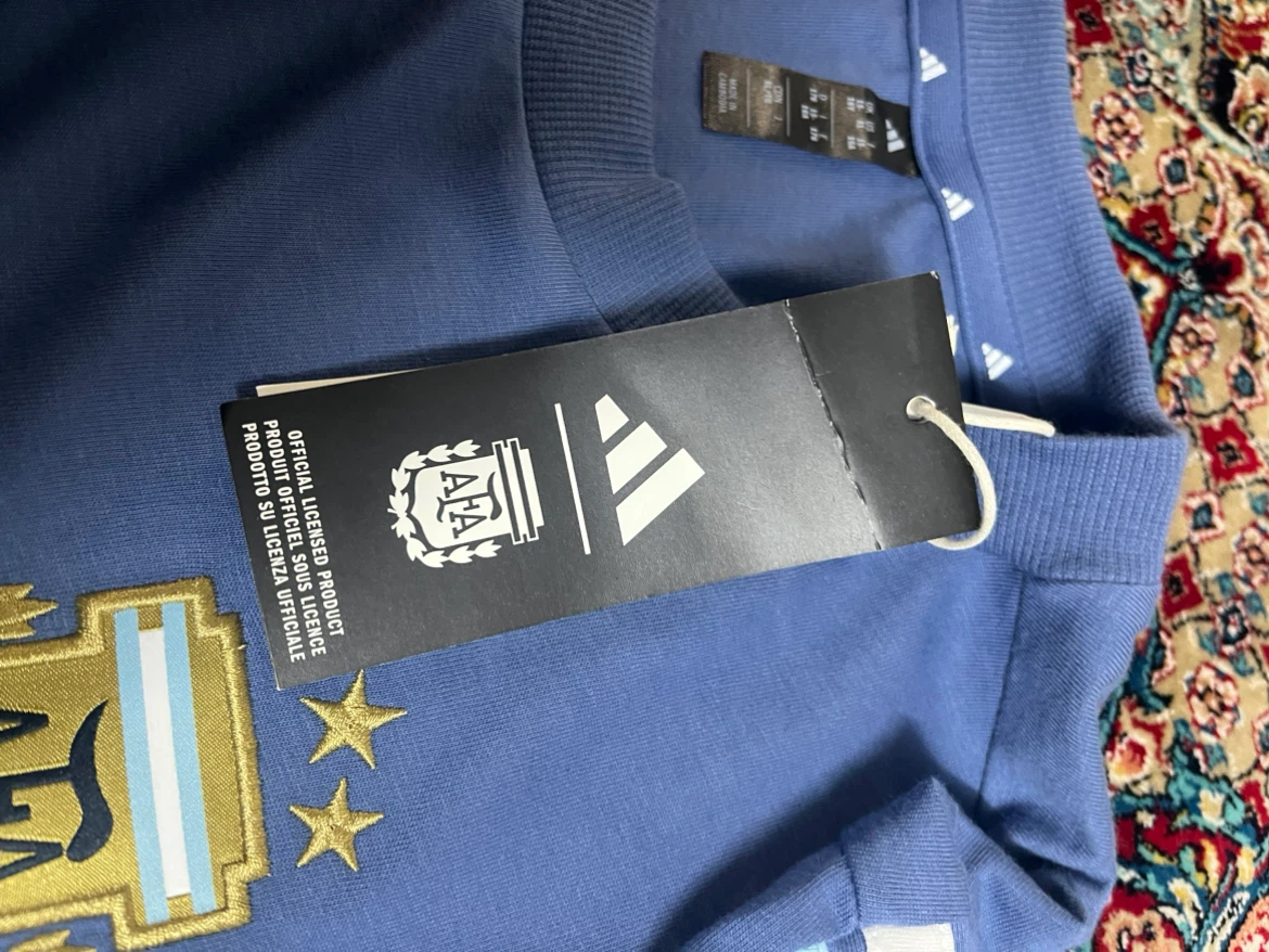 Adidas Argentina TShirt Blue Size XL in kids 14 to 15 years old - photo 3