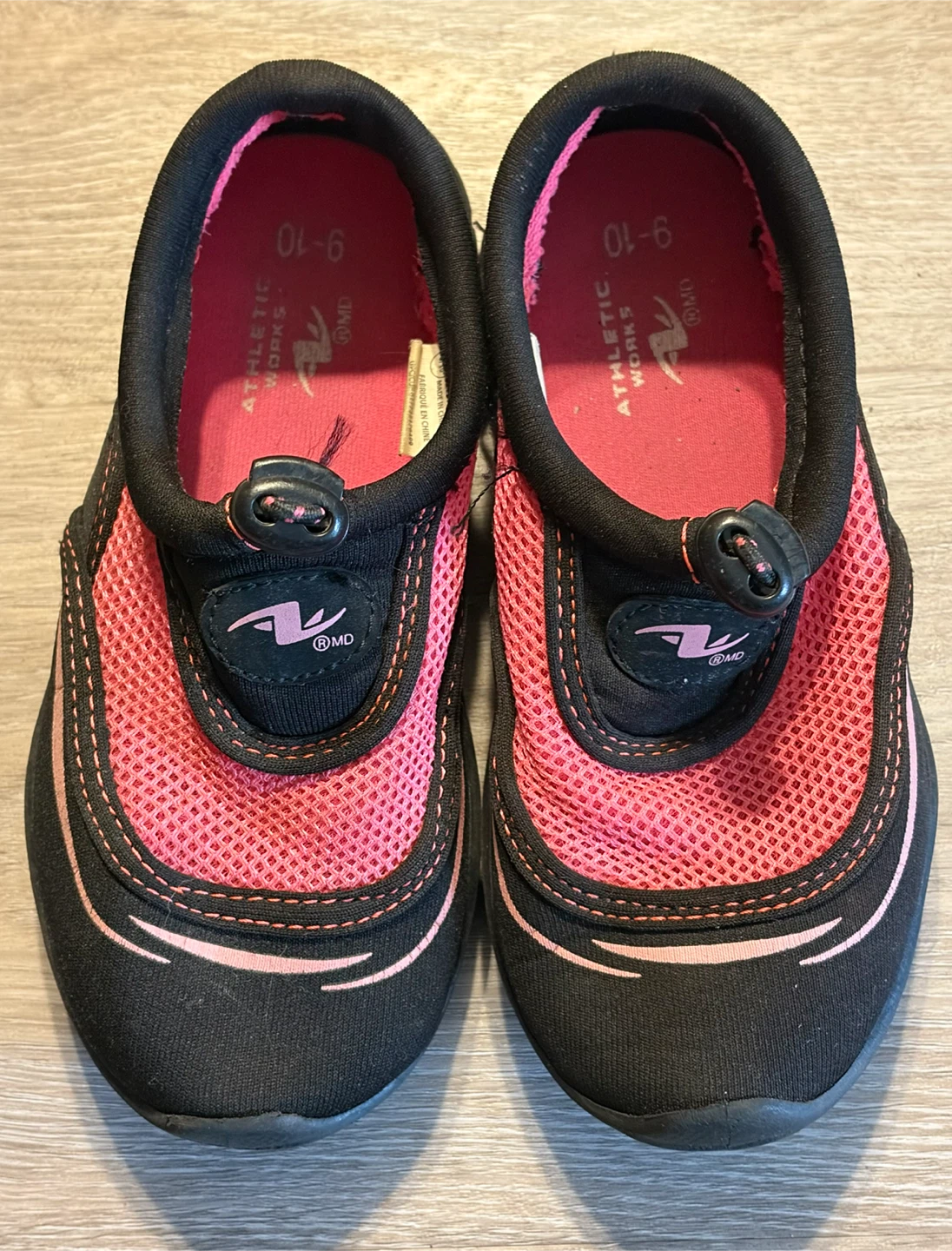 Toddler Surf Shoes- size 9/10 - photo 2