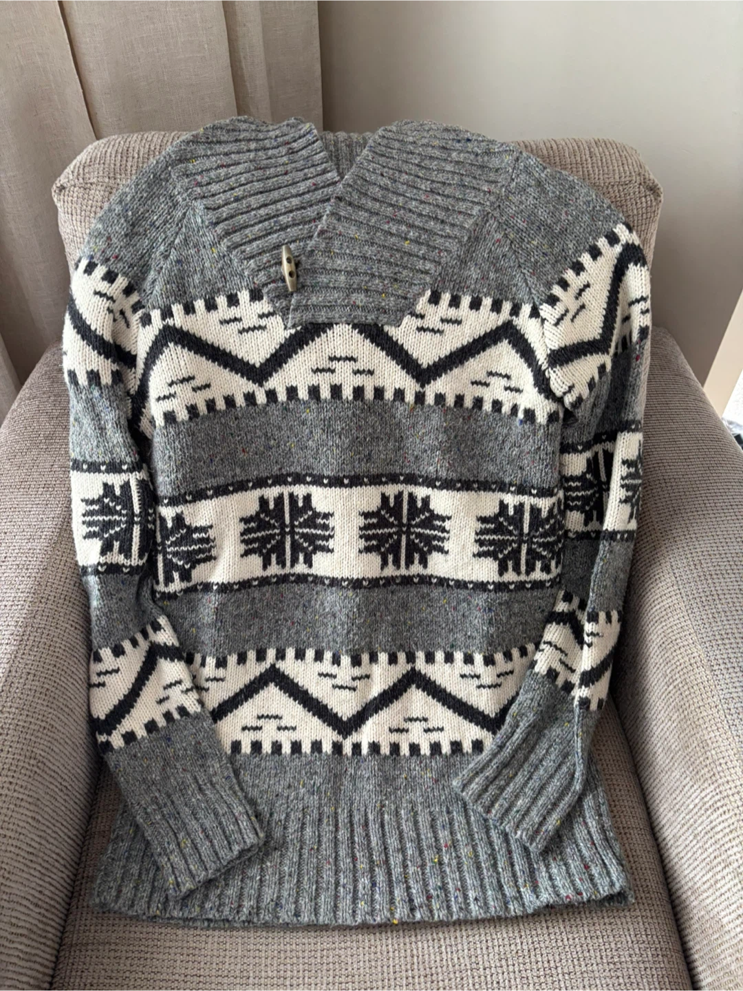 Ladies Roots Sweater - Medium