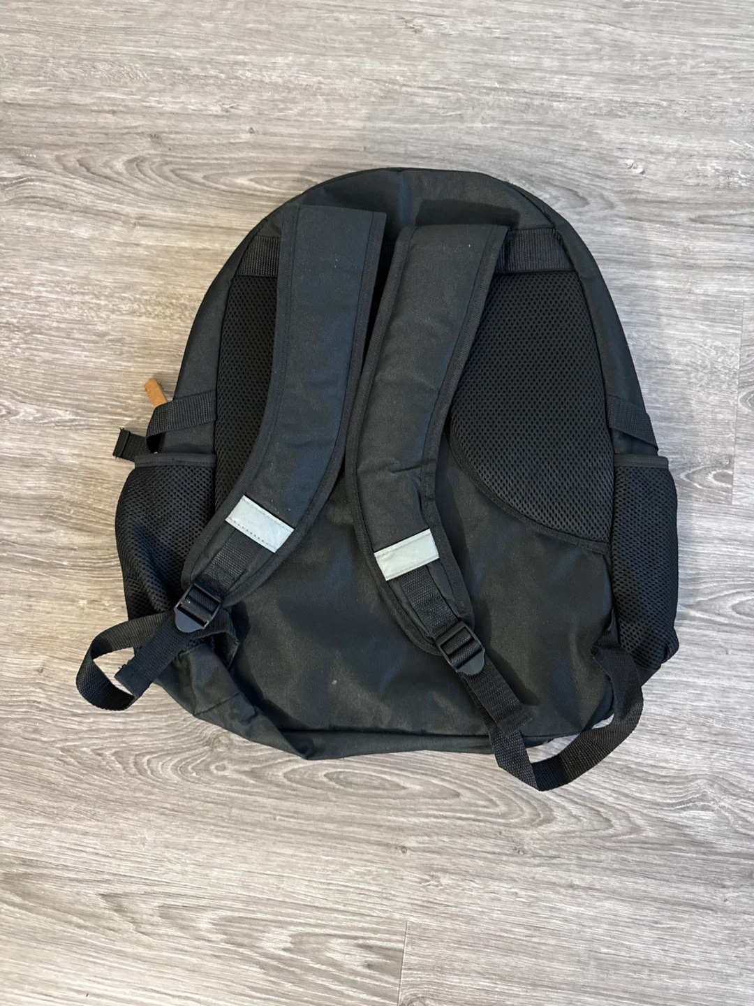 Grey and Black Casual Backpack - photo 2