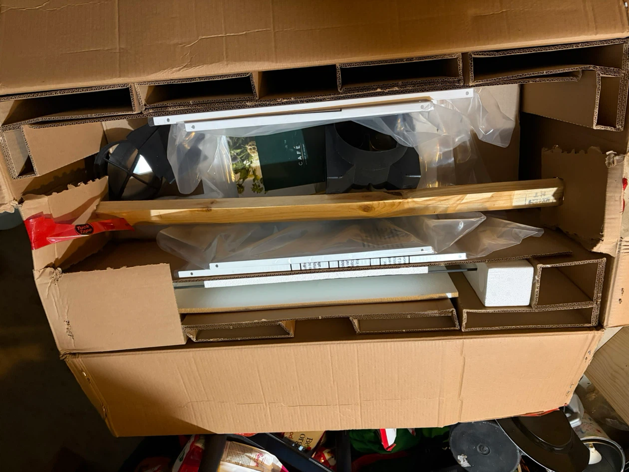 Cafe Wall Vent Hood CVW73014MWM - photo 3