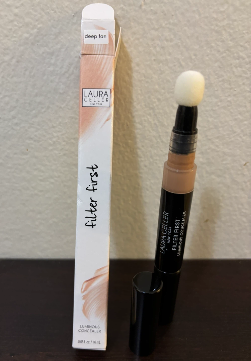 NEW-CLEARANCE-Laura Geller lLuminous Concealer Deep Tan