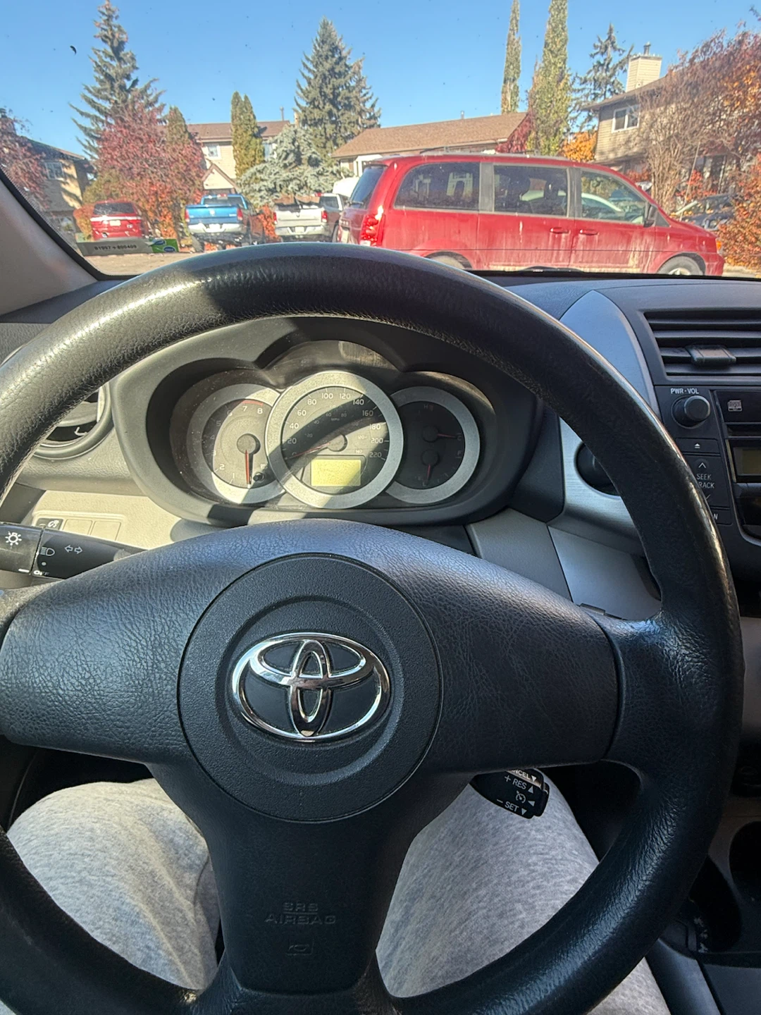 Car toyota rav4 07 - photo 2