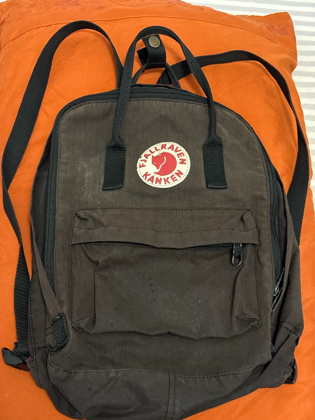 Fjallraven Kanken Backpack Brown